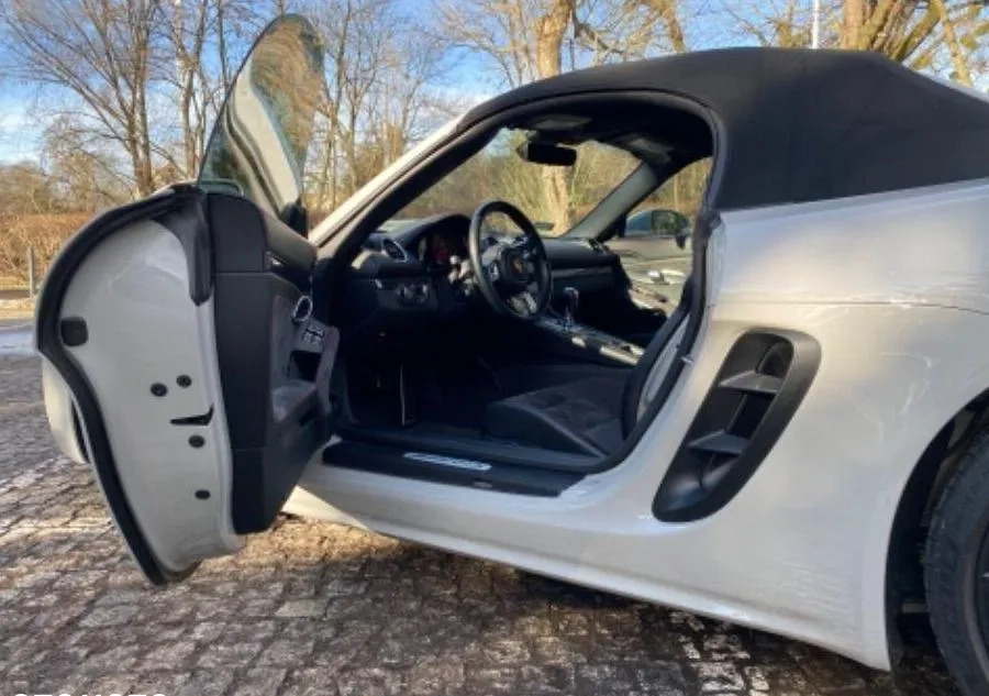 Porsche 718 Boxster cena 276500 przebieg: 60000, rok produkcji 2018 z Bydgoszcz małe 352